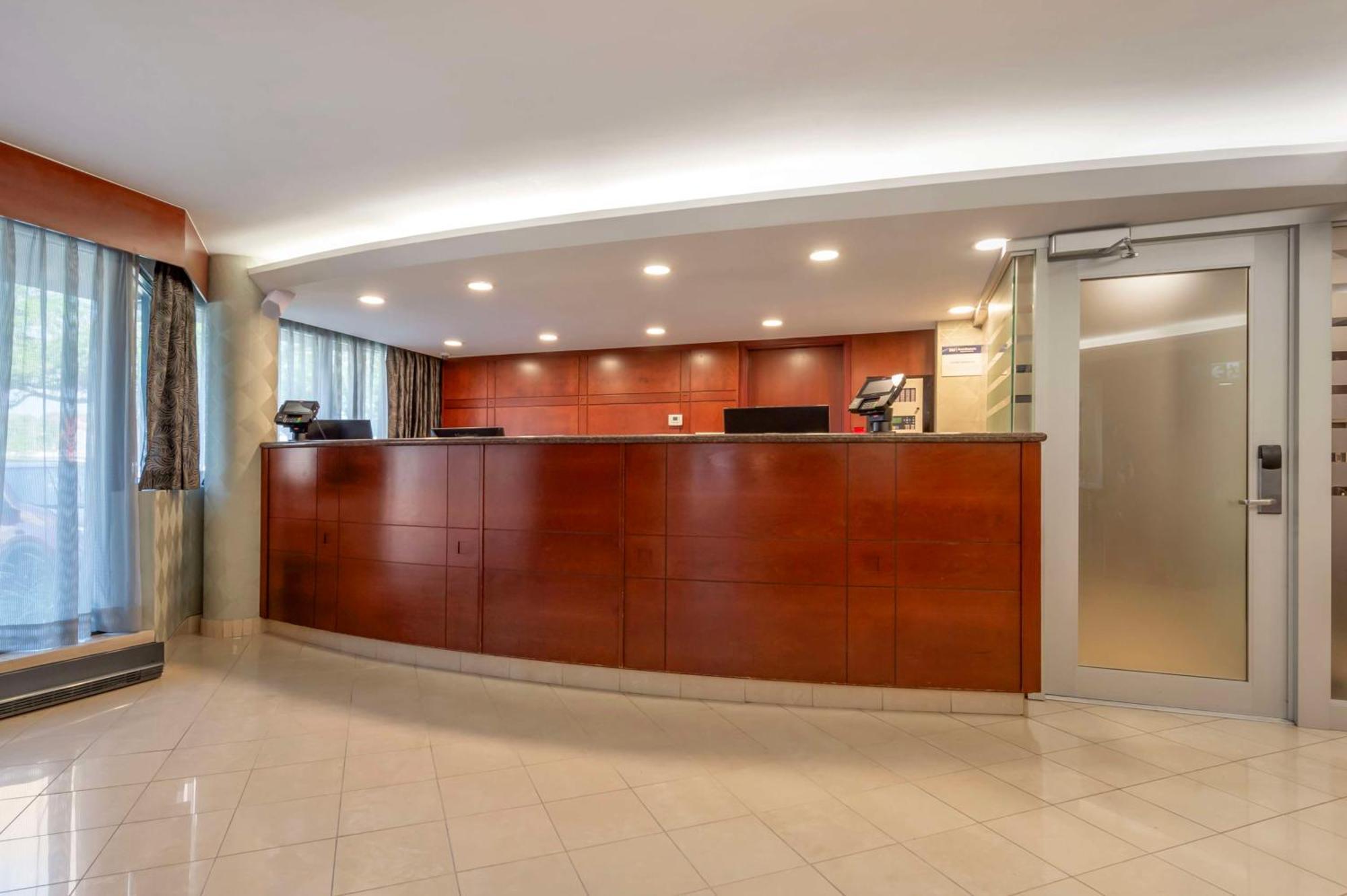 Best Western Plus Ottawa City Centre Exterior foto